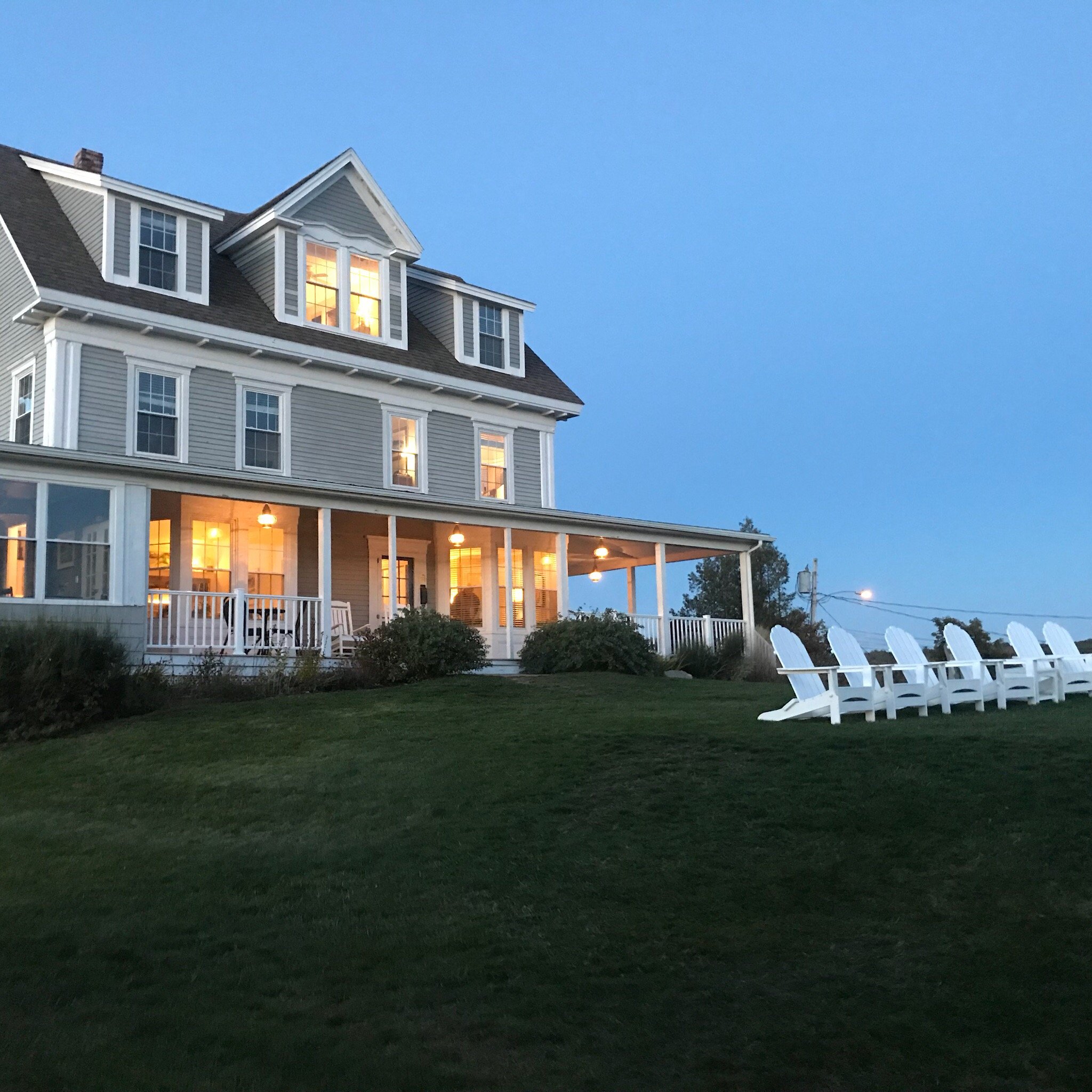Topside Inn-官方
