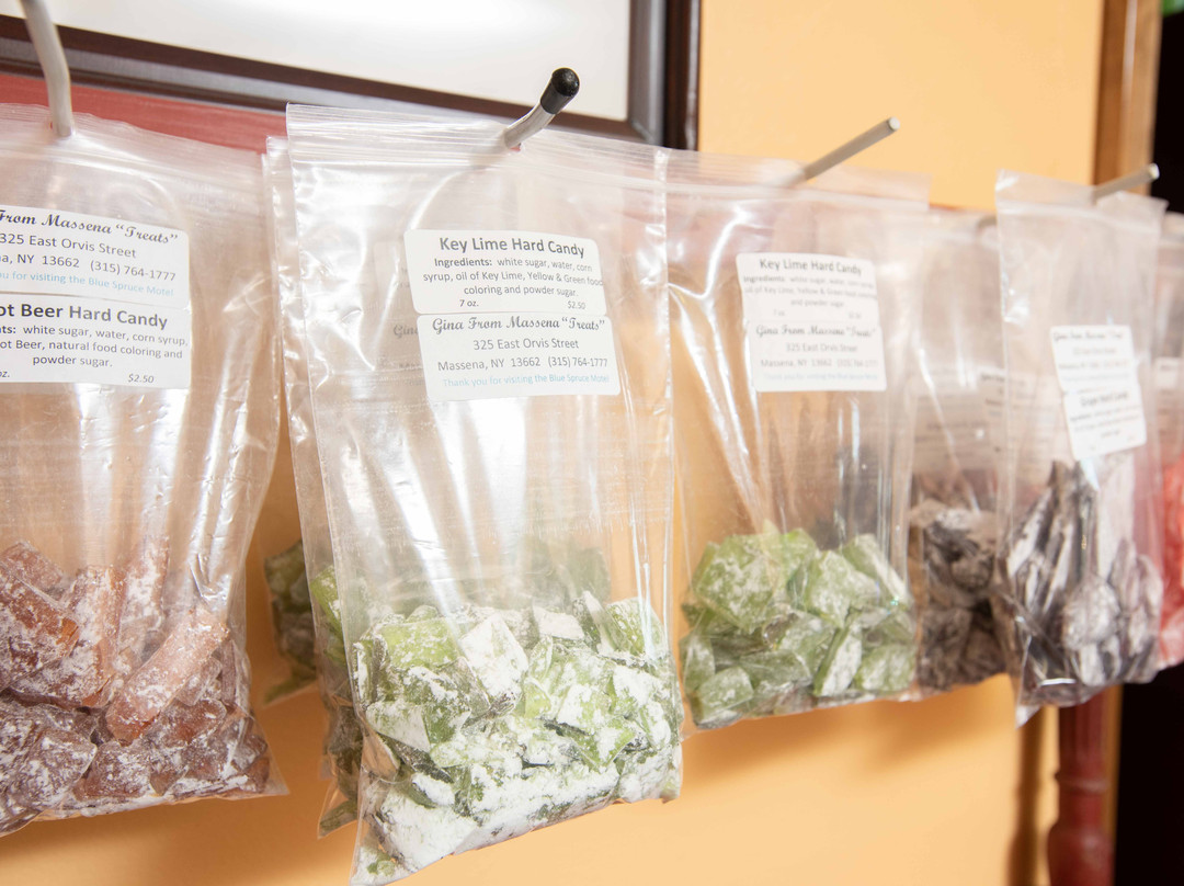 Blue Spruce Motel主图