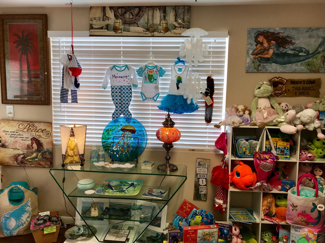 Island Gift Shop-马拉松必去景点