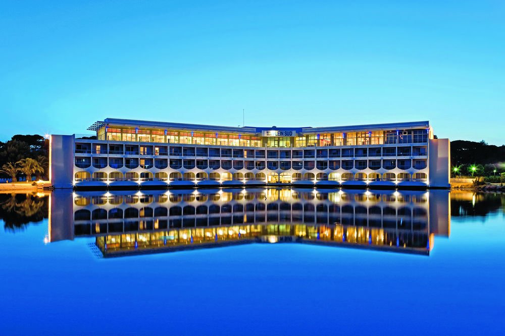 Hôtel Plein Sud Hyères, Vacances Bleues-官方