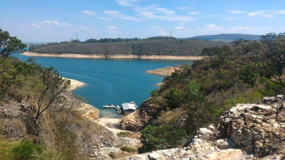 Bar Flutuante Malukenyons