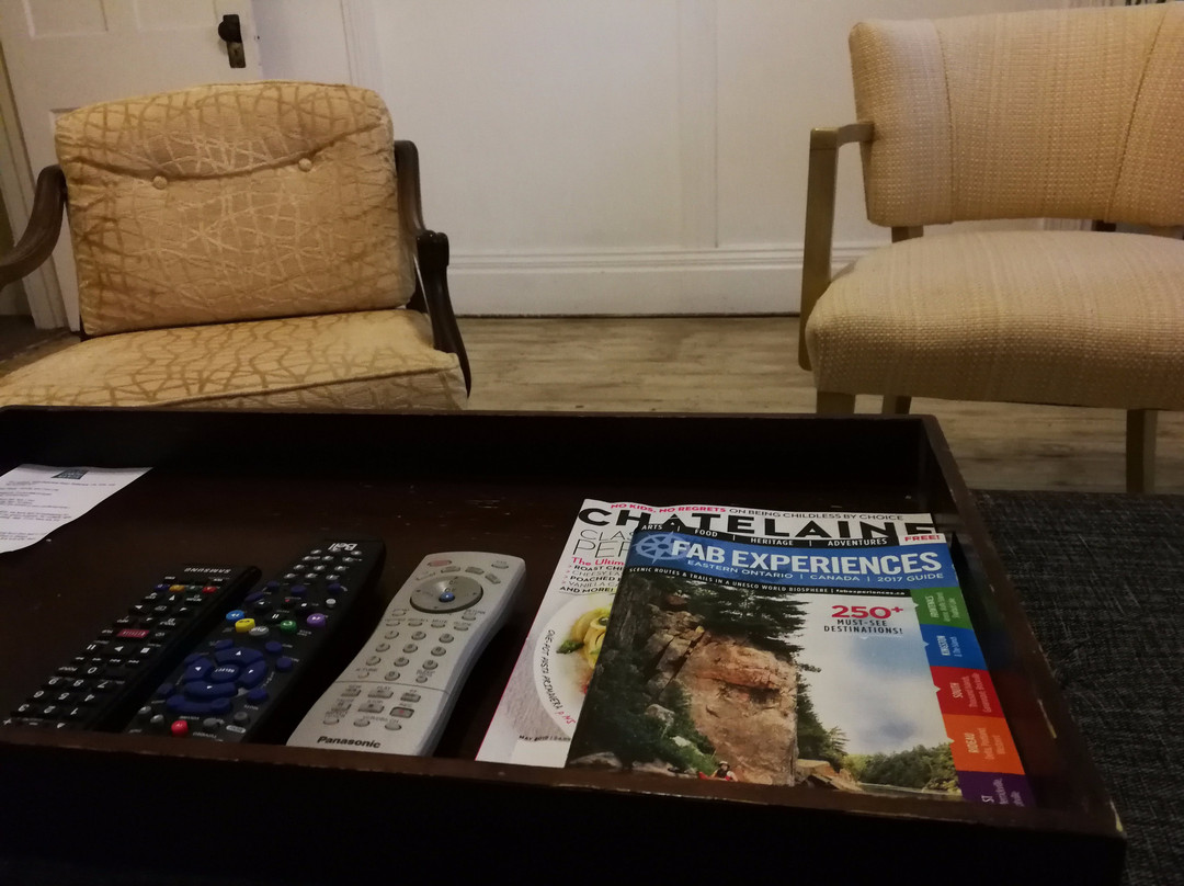 Holiday Country Manor主图