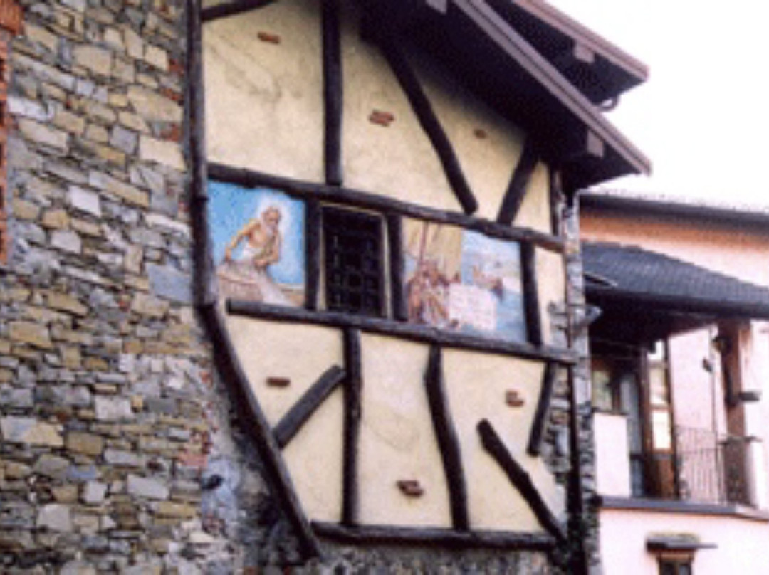 Casa del Min Traghettatore-Laveno-Mombello必去景点