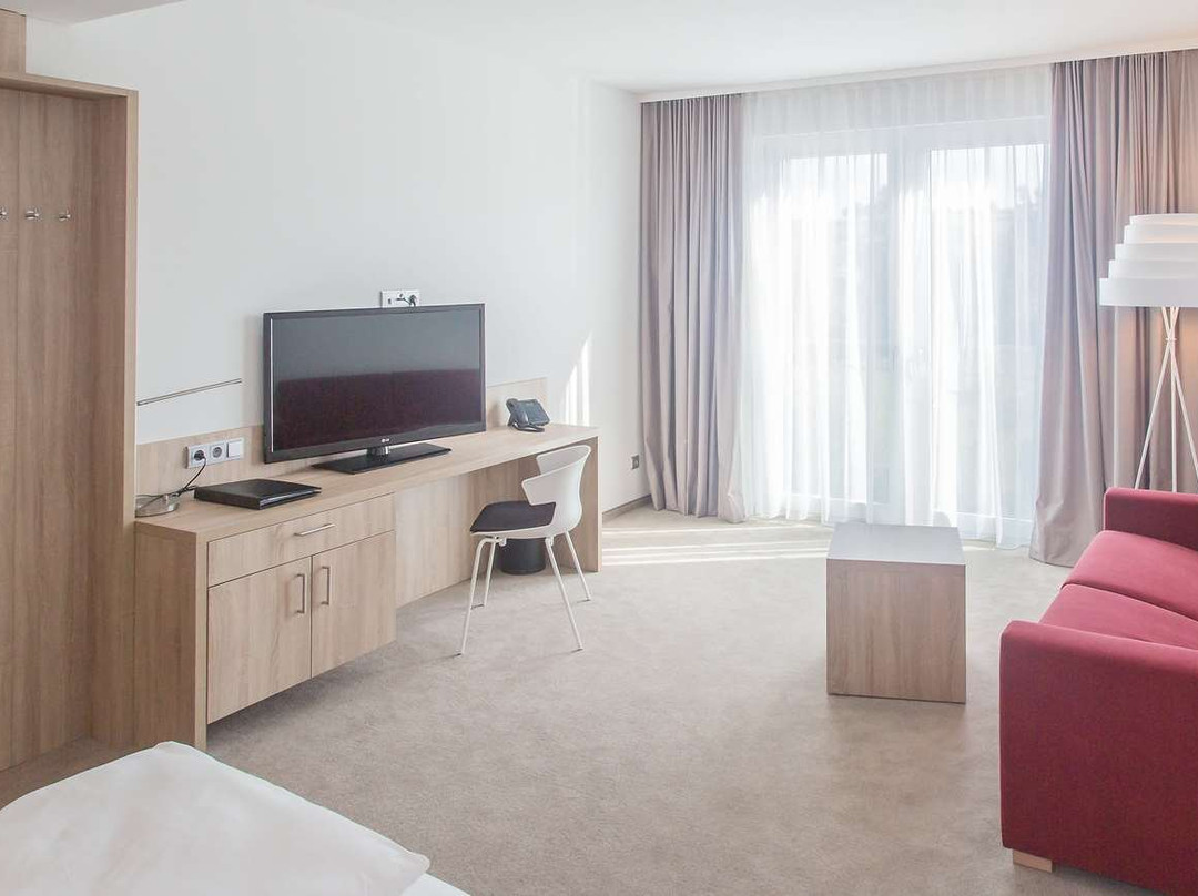 Best Western Queens Hotel Pforzheim-Niefern主图