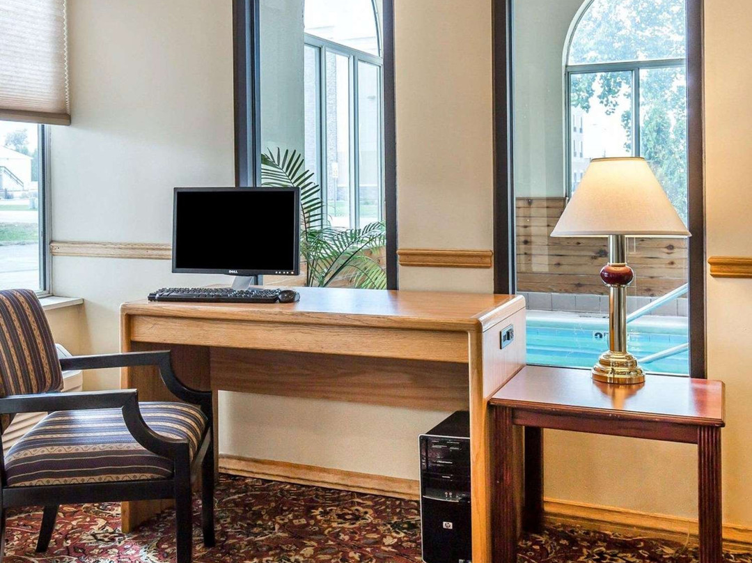 FairBridge Inn & Suites Glendive主图