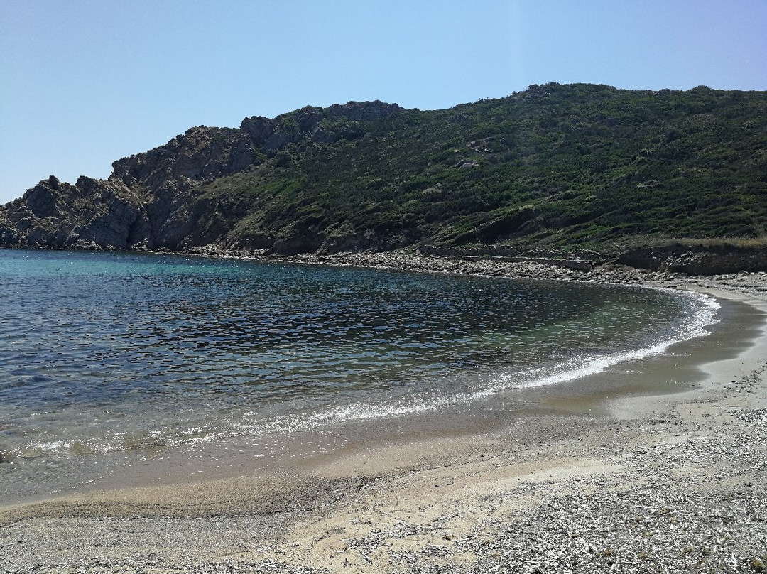 Spiaggia di Cala Sambuco-圣特雷莎加卢拉必去景点