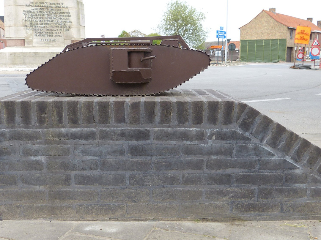 Tank Memorial Ypres Salient - Poelkapelle景点图片