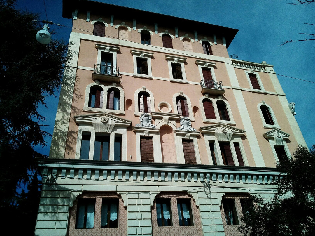 Urbana旅游景点-Palazzo Esedra 1925