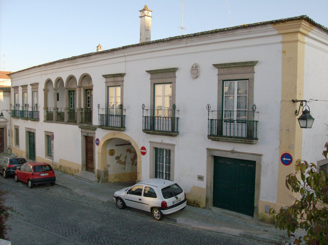 Edifício da Praça Joaquim António de Aguiar-埃武拉必去景点