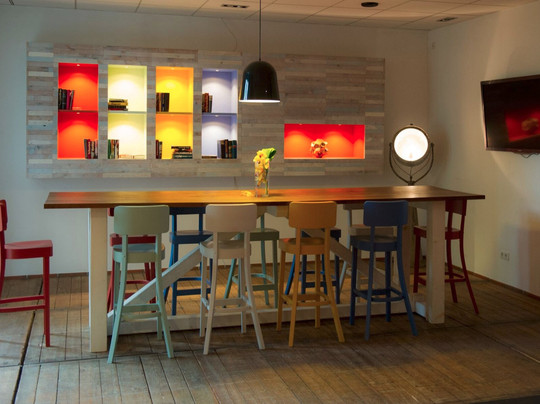 Dieckmann's Hotel主图