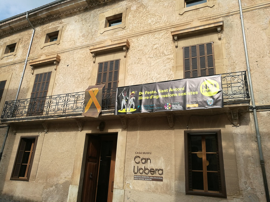 Placa Vella i Ca'n Llobera-Pollenca必去景点