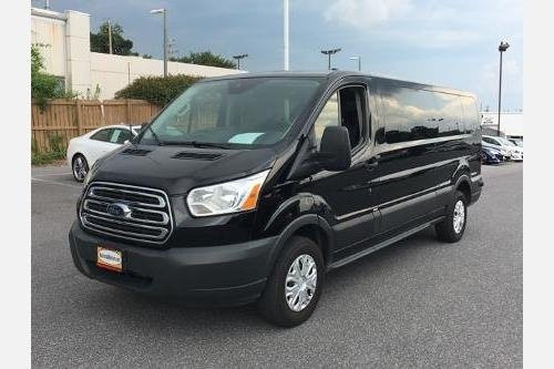 Branson Limousine & Executive Charter, Inc.-Hollister必去景点