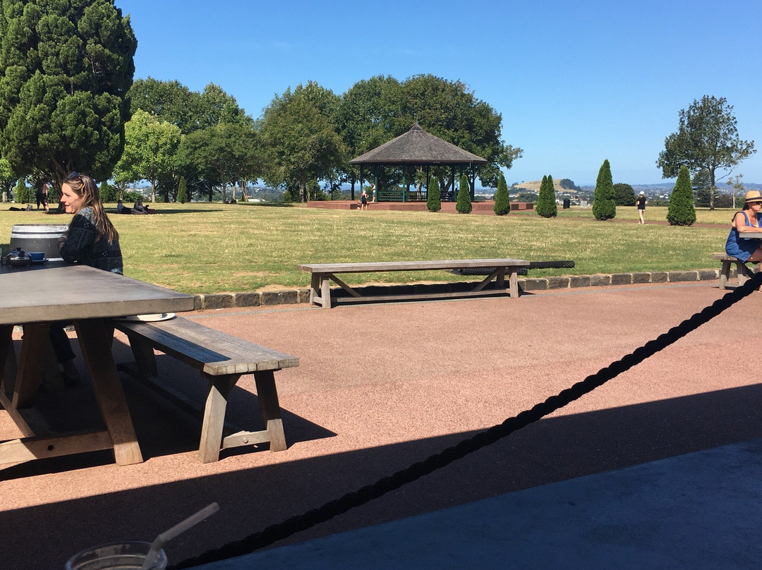 格林兰餐馆和美食-Cornwall Park Cafe