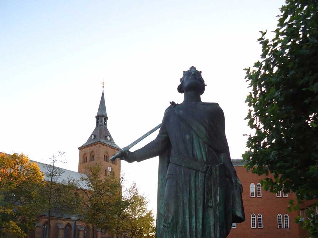 Canute The Holy-欧登塞必去景点