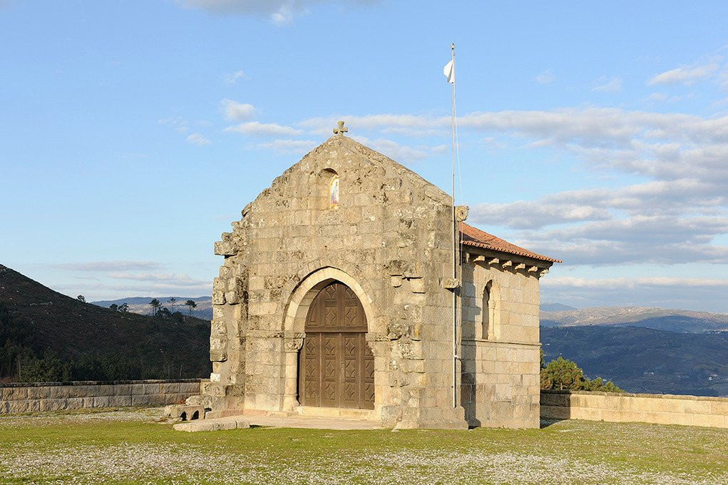 Chapel of Our Lady of Deliverance of Fandinhães景点图片