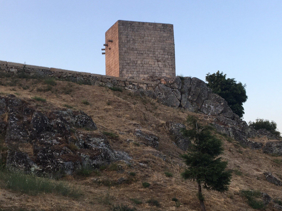 Castle of Guarda景点图片