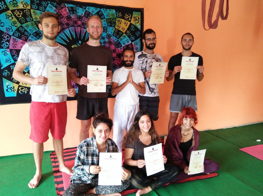 Raj Yoga School景点图片