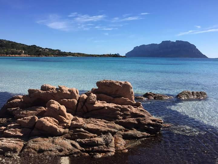 Porto Istana Beach-奥尔比亚必去景点