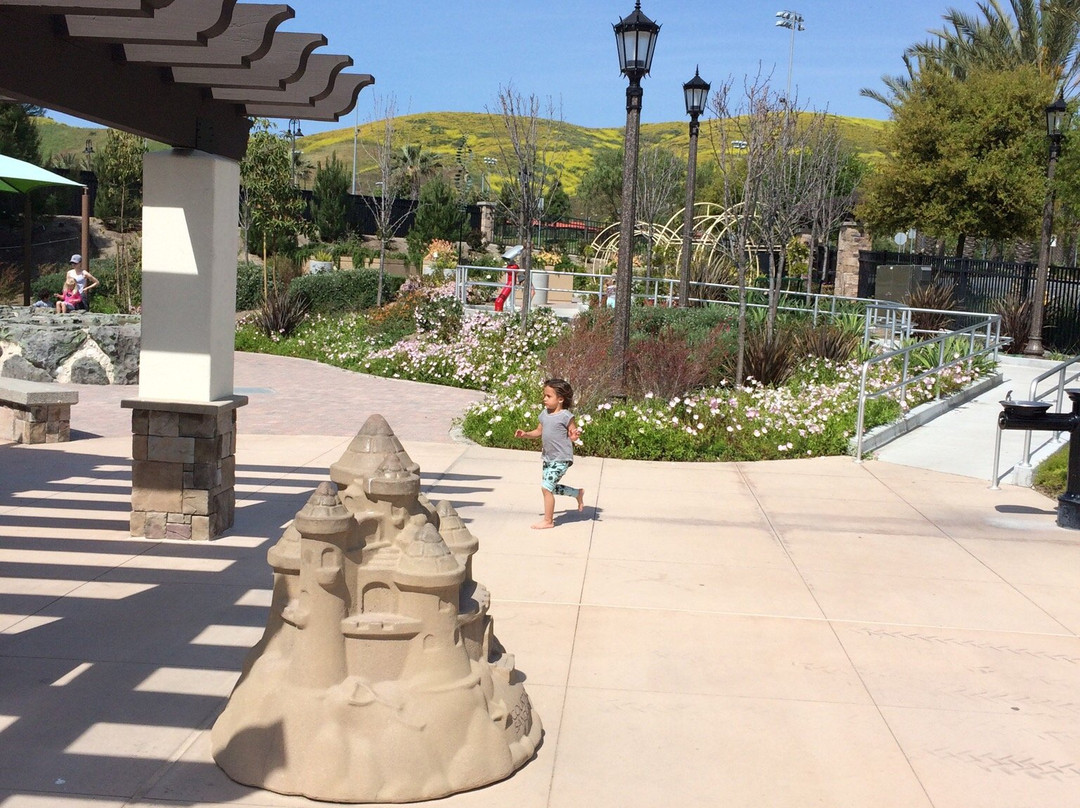 Courtney's SandCastle Universal Playground-圣克莱蒙顿必去景点