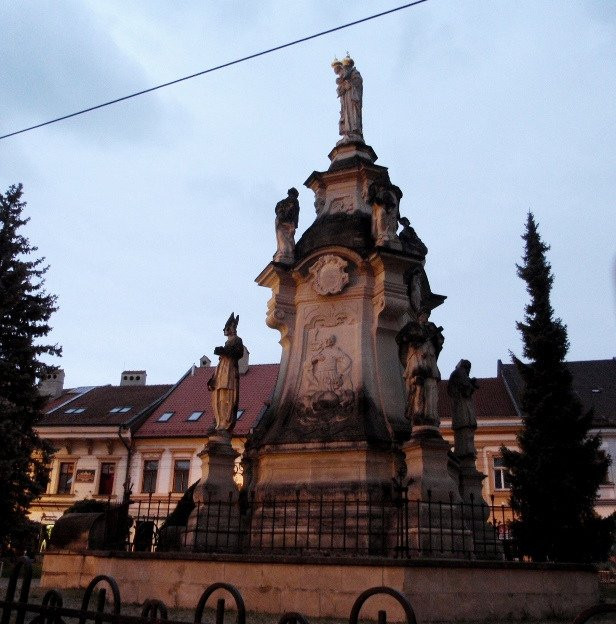 Immaculata sculpture-Presov必去景点