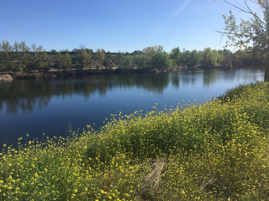 Las Lagunas de las Madres景点图片