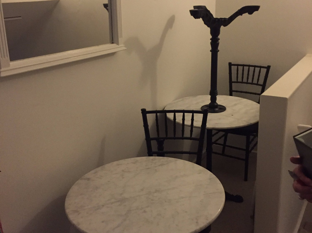 Beatty Avenue Bed & Breakfast
