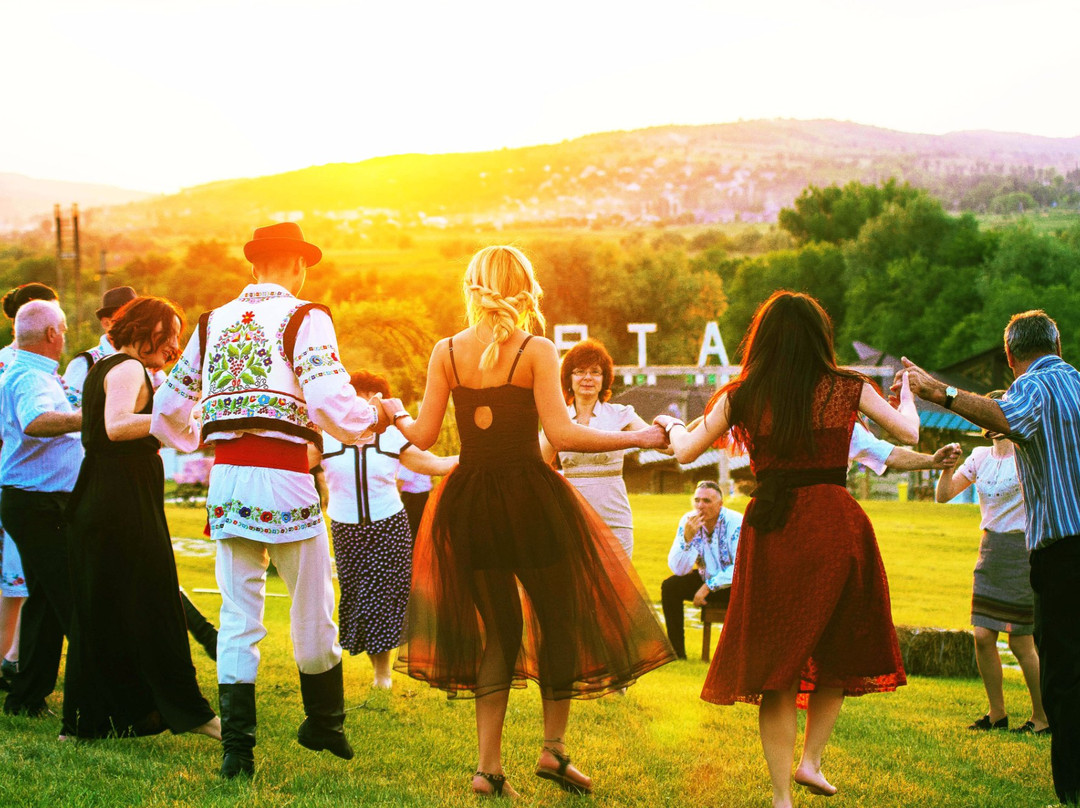 Vatra Complex Etno Cultural-Straseni必去景点