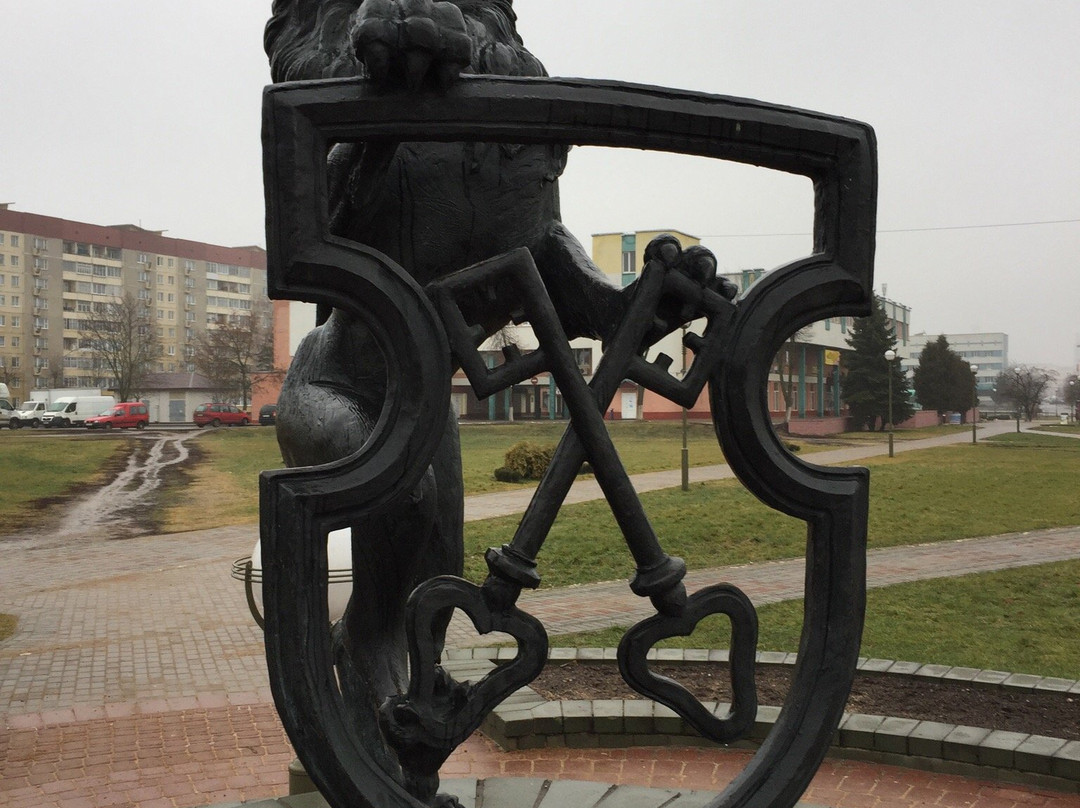 Monument Bronze Town Arms景点图片