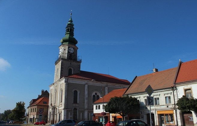 Church of St Stephen the King v Modre景点图片