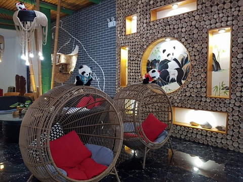 熊猫森林酒店主图