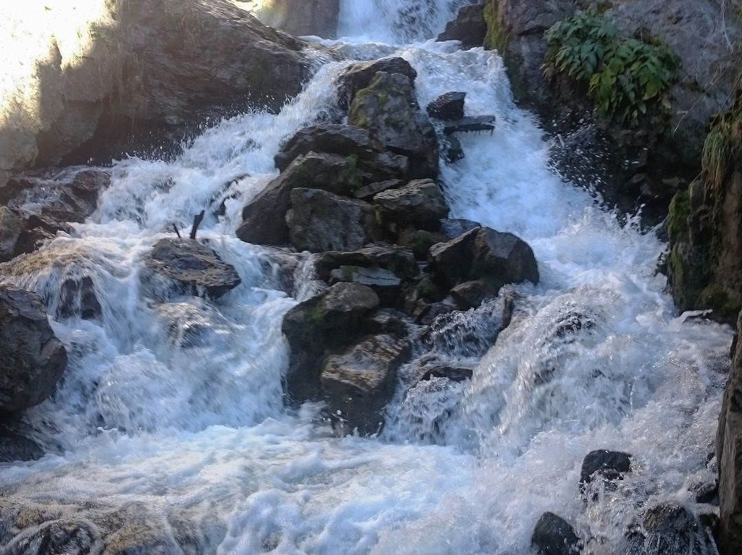 Waterfall Beltertuyuk景点图片