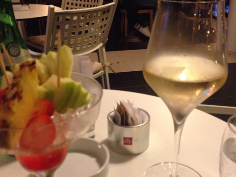 Solomon Vip Bar-地拉那必去景点