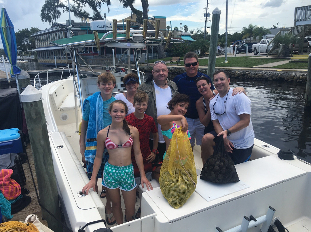 Hog Tide Fishing Charters-Homosassa必去景点