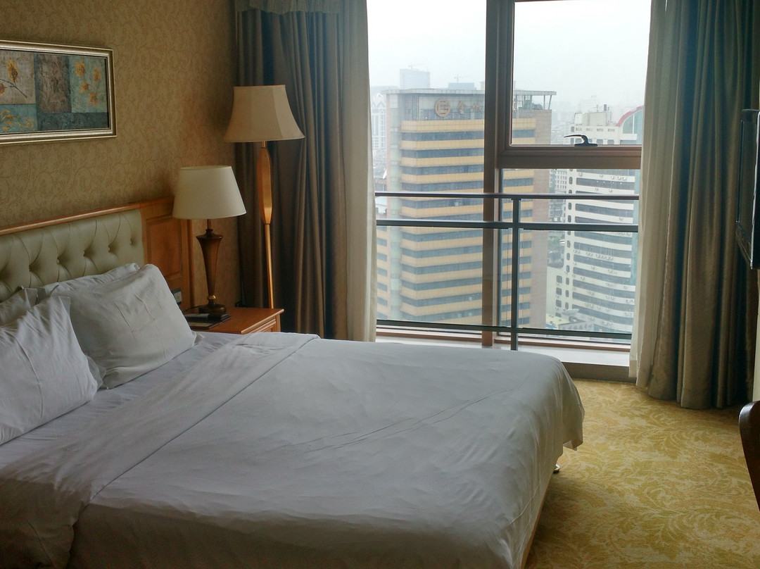 平谦国际精品酒店主图