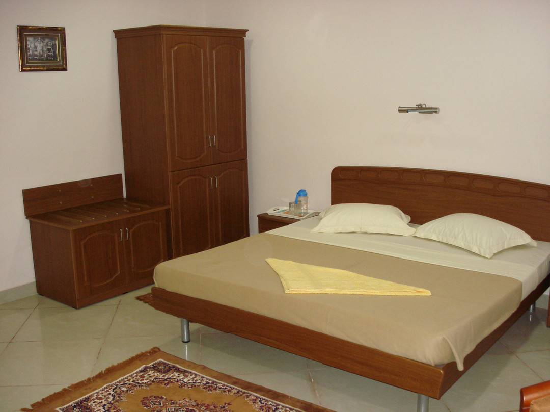 Hotel Mani Krishna主图