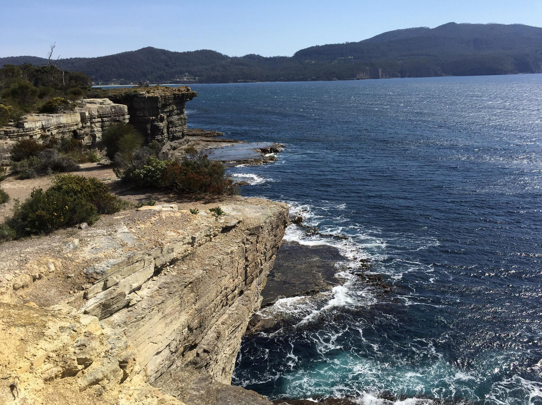 Waterfall Bay-伊格尔霍克内克必去景点