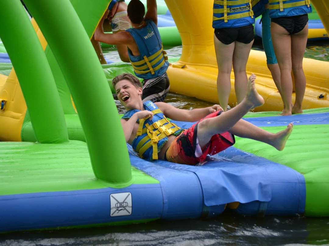 Super Aqua Club-Pointe-Calumet必去景点