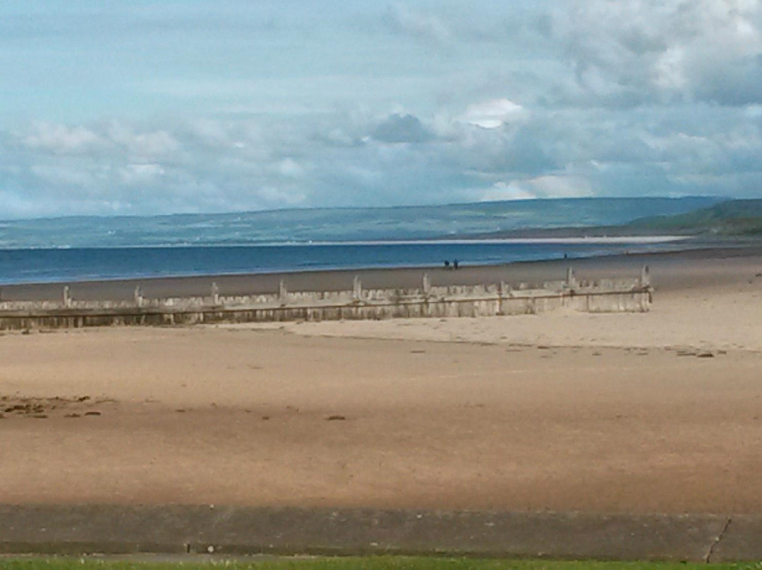 Lossiemouth East Beach景点图片