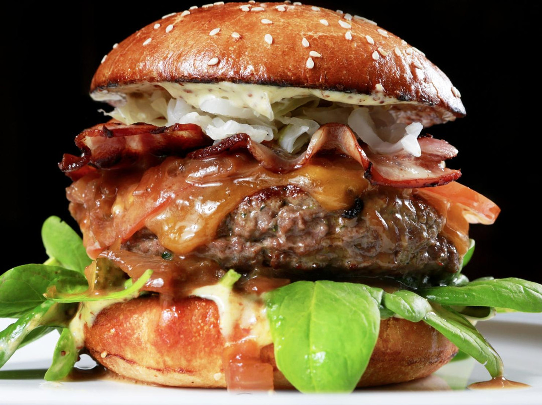 Jack & Johnnies-塔伯拉山必去景点