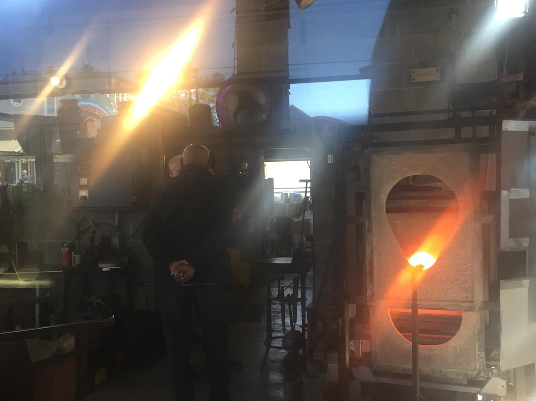Icefire Glassworks-坎农比奇必去景点