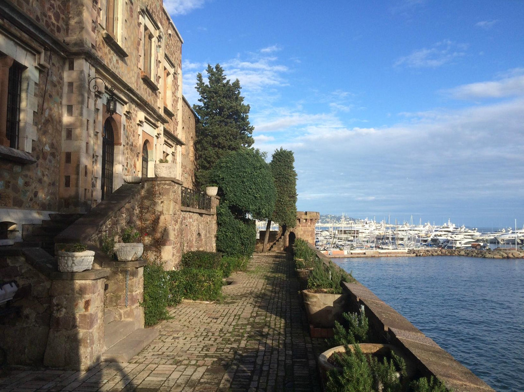 Unique Provence Tours景点图片