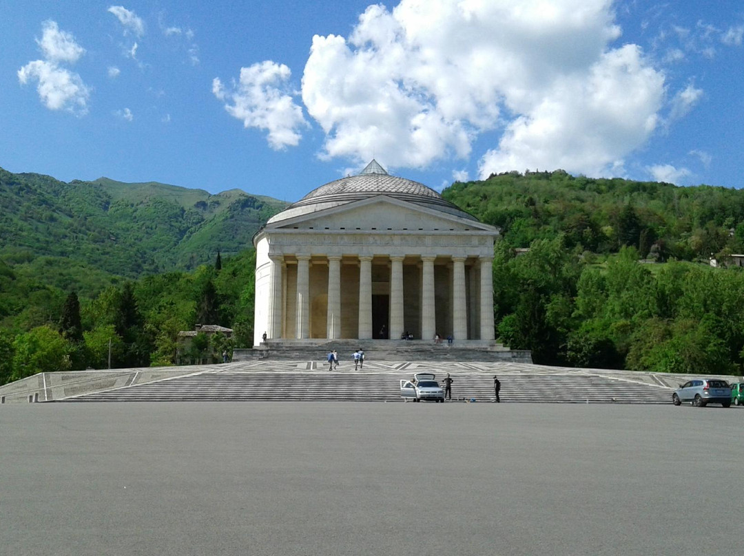 Tempio Canoviano di Possagno景点图片