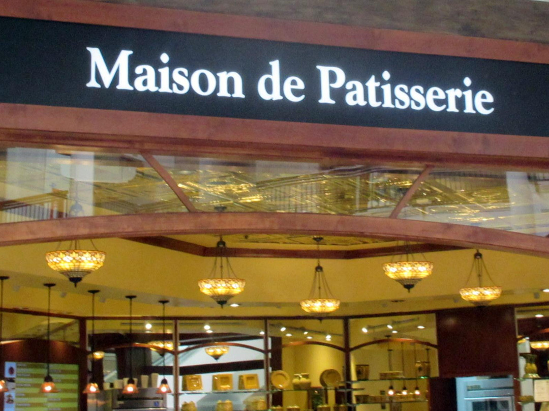 Maison De Patisserie