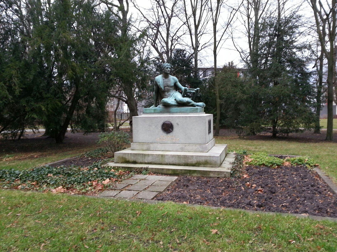 Denkmal fur Heinrich von Kleist景点图片
