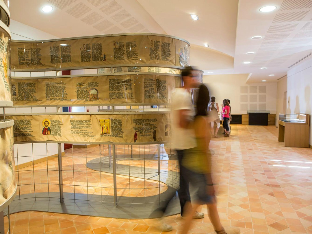 Site Saint-Sauveur景点图片