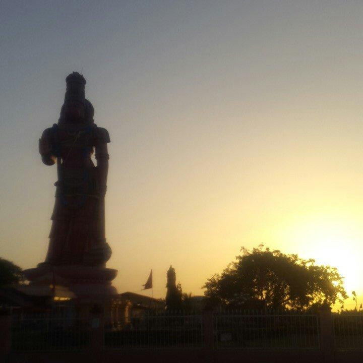Dattatreya Temple and Hanuman Statue-西班牙港必去景点