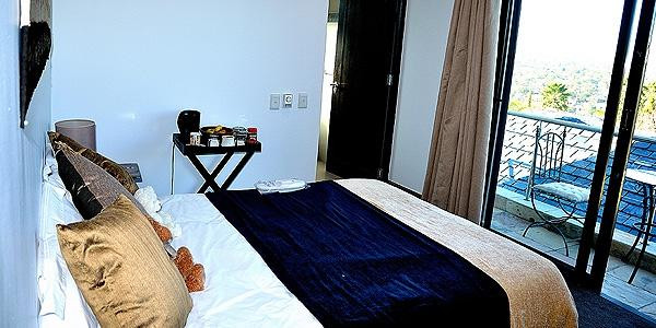 Glass Manor Bed & Breakfast主图