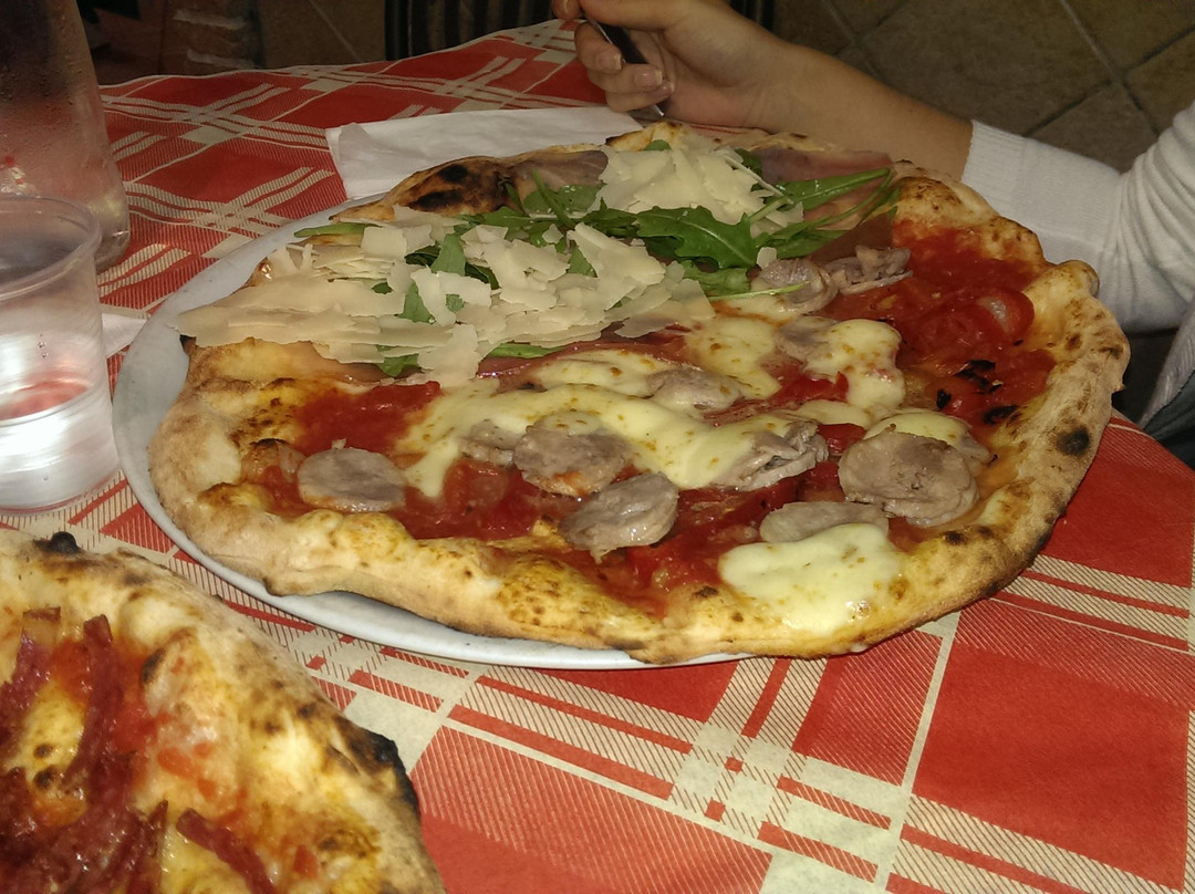Lucrino餐馆和美食-Pizzeria Don Raffaele