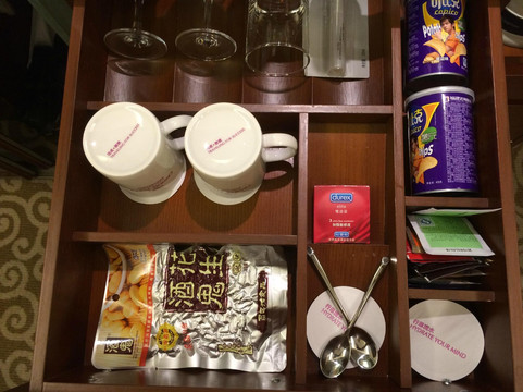 国际艺苑大酒店主图