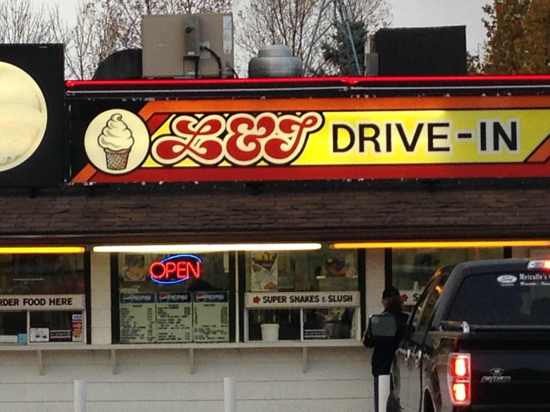 Glenboro餐馆和美食-L&Js Drive Inn